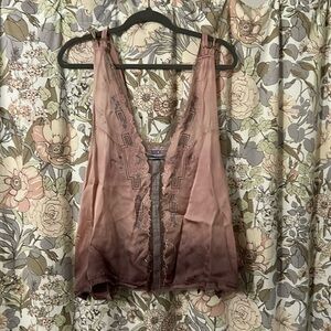 Urban Outfitters Kimchi Blue Tank Size XL